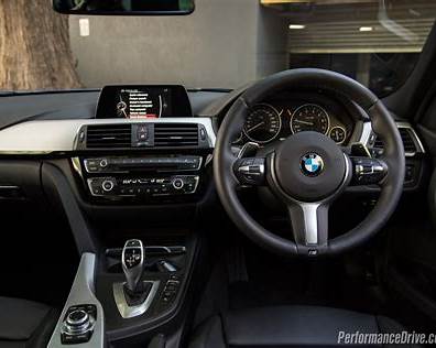 BMW Série 3 M Sport: Vale a pena comprar? Veja os prós e contras