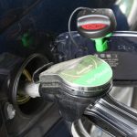 Saiba o que fazer se abastecer o carro com combustível adulterado e como identificá-lo